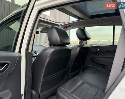 Рено Колеос 2015 в Дубно на Automoto.ua Белый Рено Колеос, объемом двигателя 2 л и пробегом 219 тыс. км за 13699 $, фото 48 на Automoto.ua