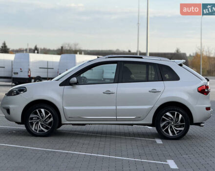 Рено Колеос 2015 в Дубно на Automoto.ua Белый Рено Колеос, объемом двигателя 2 л и пробегом 219 тыс. км за 13699 $, фото 20 на Automoto.ua