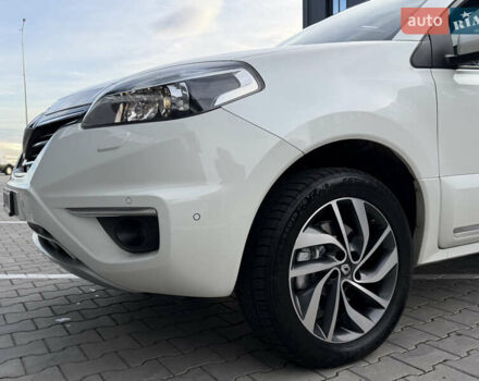 Рено Колеос 2015 в Дубно на Automoto.ua Белый Рено Колеос, объемом двигателя 2 л и пробегом 219 тыс. км за 13699 $, фото 71 на Automoto.ua