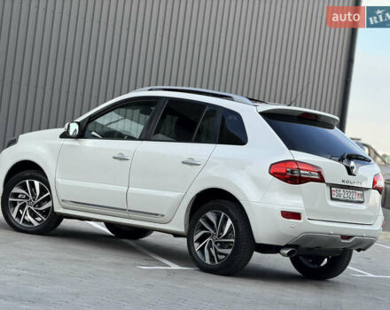 Рено Колеос 2015 в Дубно на Automoto.ua Белый Рено Колеос, объемом двигателя 2 л и пробегом 219 тыс. км за 13699 $, фото 19 на Automoto.ua
