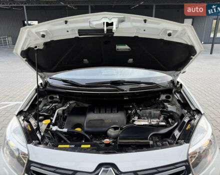 Рено Колеос 2015 в Дубно на Automoto.ua Белый Рено Колеос, объемом двигателя 2 л и пробегом 219 тыс. км за 13699 $, фото 67 на Automoto.ua