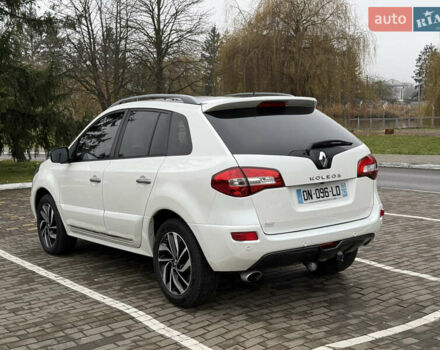 Белый Рено Колеос, объемом двигателя 2 л и пробегом 206 тыс. км за 15300 $, фото 5 на Automoto.ua