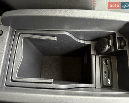 Белый Рено Колеос, объемом двигателя 2 л и пробегом 206 тыс. км за 15300 $, фото 31 на Automoto.ua