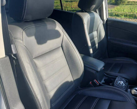 Белый Рено Колеос, объемом двигателя 2 л и пробегом 168 тыс. км за 13700 $, фото 3 на Automoto.ua