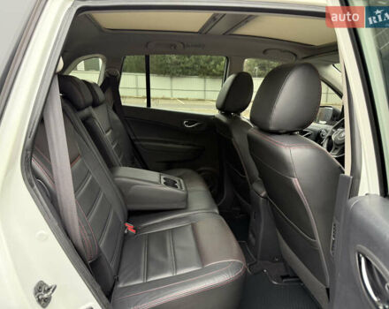 Белый Рено Колеос, объемом двигателя 2 л и пробегом 206 тыс. км за 15300 $, фото 25 на Automoto.ua