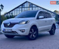 Белый Рено Колеос, объемом двигателя 2 л и пробегом 181 тыс. км за 13950 $, фото 23 на Automoto.ua