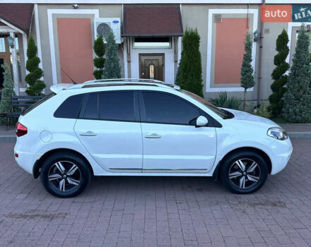 Белый Рено Колеос, объемом двигателя 2 л и пробегом 181 тыс. км за 13950 $, фото 28 на Automoto.ua