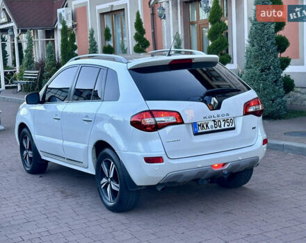 Білий Рено Колеос, об'ємом двигуна 2 л та пробігом 182 тис. км за 13350 $, фото 40 на Automoto.ua