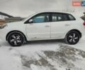 Белый Рено Колеос, объемом двигателя 2 л и пробегом 373 тыс. км за 14500 $, фото 45 на Automoto.ua