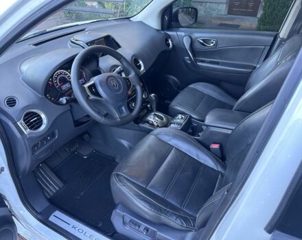 Білий Рено Колеос, об'ємом двигуна 2 л та пробігом 182 тис. км за 13350 $, фото 17 на Automoto.ua