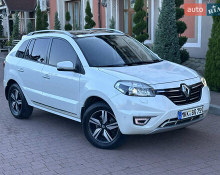 Белый Рено Колеос, объемом двигателя 2 л и пробегом 181 тыс. км за 13950 $, фото 2 на Automoto.ua