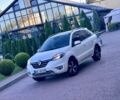 Белый Рено Колеос, объемом двигателя 2 л и пробегом 181 тыс. км за 13950 $, фото 4 на Automoto.ua