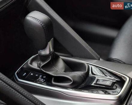 Білий Рено Колеос, об'ємом двигуна 2 л та пробігом 55 тис. км за 17500 $, фото 10 на Automoto.ua