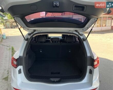 Белый Рено Колеос, объемом двигателя 2 л и пробегом 202 тыс. км за 17999 $, фото 7 на Automoto.ua