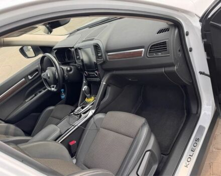 Рено Колеос 2018 в Киеве на Automoto.ua Белый Рено Колеос, объемом двигателя 2 л и пробегом 127 тыс. км за 16700 $, фото 4 на Automoto.ua