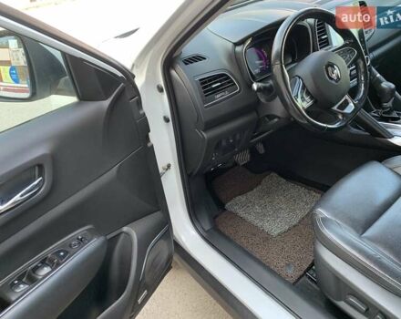 Белый Рено Колеос, объемом двигателя 2 л и пробегом 202 тыс. км за 17999 $, фото 8 на Automoto.ua