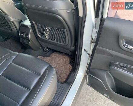 Белый Рено Колеос, объемом двигателя 2 л и пробегом 202 тыс. км за 17999 $, фото 11 на Automoto.ua