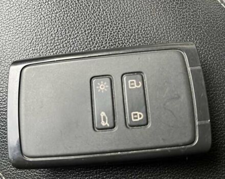 Білий Рено Колеос, об'ємом двигуна 2.49 л та пробігом 69 тис. км за 28000 $, фото 34 на Automoto.ua