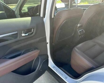 Белый Рено Колеос, объемом двигателя 0 л и пробегом 93 тыс. км за 12700 $, фото 12 на Automoto.ua