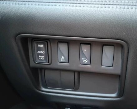 Белый Рено Колеос, объемом двигателя 2 л и пробегом 98 тыс. км за 9500 $, фото 7 на Automoto.ua