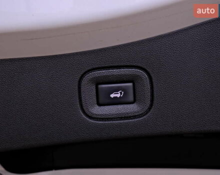 Рено Колеос 2019 в Одессе на Automoto.ua Белый Рено Колеос, объемом двигателя 2 л и пробегом 77 тыс. км за 23900 $, фото 66 на Automoto.ua