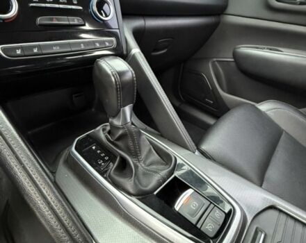 Білий Рено Колеос, об'ємом двигуна 2 л та пробігом 89 тис. км за 18700 $, фото 21 на Automoto.ua