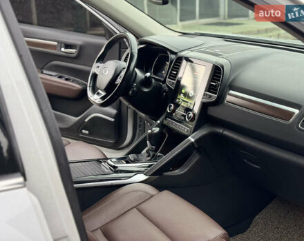 Белый Рено Колеос, объемом двигателя 2 л и пробегом 198 тыс. км за 24500 $, фото 8 на Automoto.ua