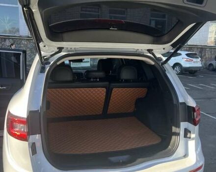 Белый Рено Колеос, объемом двигателя 2 л и пробегом 77 тыс. км за 23000 $, фото 11 на Automoto.ua