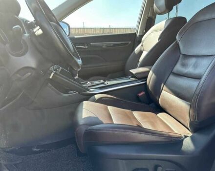 Белый Рено Колеос, объемом двигателя 0 л и пробегом 93 тыс. км за 12700 $, фото 8 на Automoto.ua