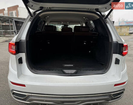 Белый Рено Колеос, объемом двигателя 2 л и пробегом 198 тыс. км за 24500 $, фото 14 на Automoto.ua