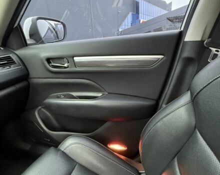 Білий Рено Колеос, об'ємом двигуна 2 л та пробігом 89 тис. км за 18700 $, фото 18 на Automoto.ua