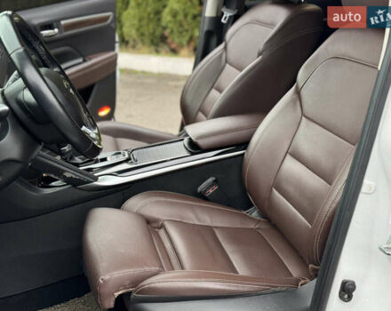 Белый Рено Колеос, объемом двигателя 2 л и пробегом 198 тыс. км за 24500 $, фото 12 на Automoto.ua