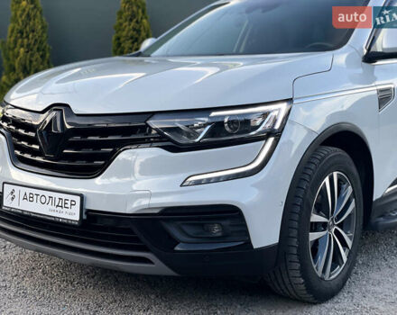 Белый Рено Колеос, объемом двигателя 1.7 л и пробегом 133 тыс. км за 23990 $, фото 6 на Automoto.ua