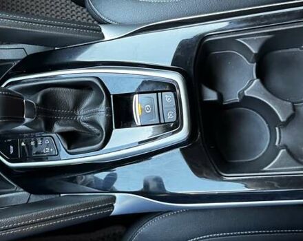 Белый Рено Колеос, объемом двигателя 2.49 л и пробегом 75 тыс. км за 21999 $, фото 129 на Automoto.ua