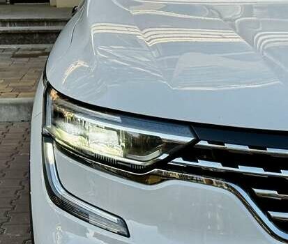 Белый Рено Колеос, объемом двигателя 2.49 л и пробегом 75 тыс. км за 21999 $, фото 36 на Automoto.ua