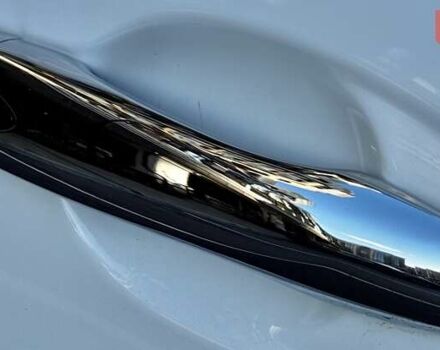 Белый Рено Колеос, объемом двигателя 2.49 л и пробегом 75 тыс. км за 21999 $, фото 47 на Automoto.ua