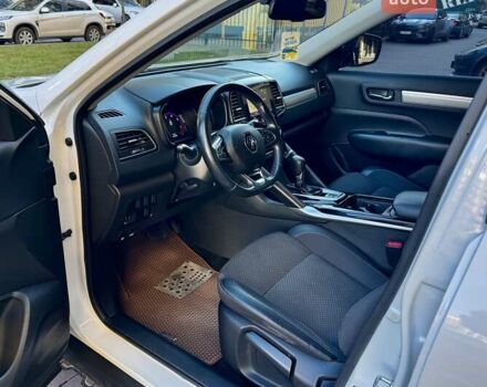 Белый Рено Колеос, объемом двигателя 2.49 л и пробегом 75 тыс. км за 21999 $, фото 62 на Automoto.ua