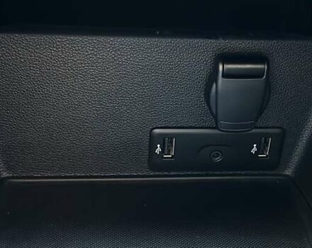 Белый Рено Колеос, объемом двигателя 2.49 л и пробегом 75 тыс. км за 21999 $, фото 127 на Automoto.ua