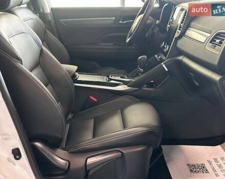 Белый Рено Колеос, объемом двигателя 2.49 л и пробегом 14 тыс. км за 33586 $, фото 34 на Automoto.ua