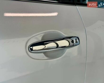 Рено Колеос 2024 в Львове на Automoto.ua Белый Рено Колеос, объемом двигателя 2.49 л и пробегом 1 тыс. км за 33794 $, фото 13 на Automoto.ua