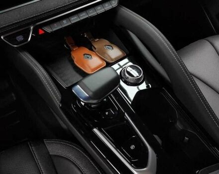 Белый Рено Колеос, объемом двигателя 1.5 л и пробегом 1 тыс. км за 32000 $, фото 9 на Automoto.ua