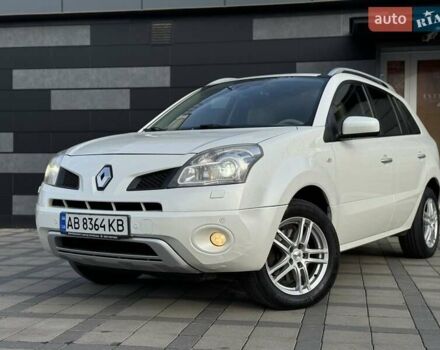 Белый Рено Колеос, объемом двигателя 2 л и пробегом 225 тыс. км за 9800 $, фото 1 на Automoto.ua