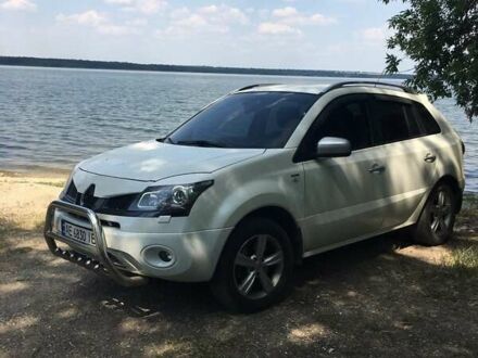 Рено Колеос 2010 в Кривом Роге на Automoto.ua Белый Рено Колеос, объемом двигателя 2.5 л и пробегом 178 тыс. км за 9800 $, фото 1 на Automoto.ua