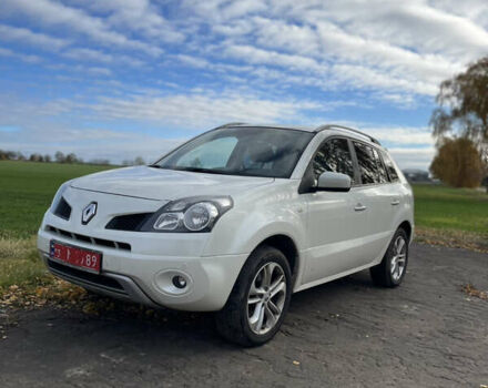 Белый Рено Колеос, объемом двигателя 2 л и пробегом 292 тыс. км за 10000 $, фото 1 на Automoto.ua