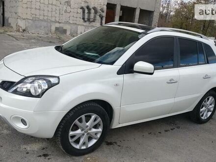 Білий Рено Колеос, об'ємом двигуна 2 л та пробігом 189 тис. км за 11399 $, фото 1 на Automoto.ua