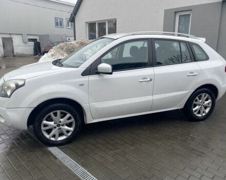 Белый Рено Колеос, объемом двигателя 2 л и пробегом 260 тыс. км за 4600 $, фото 1 на Automoto.ua