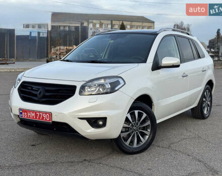 Белый Рено Колеос, объемом двигателя 2 л и пробегом 226 тыс. км за 12500 $, фото 1 на Automoto.ua