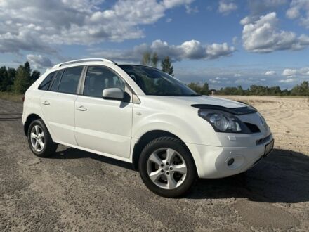 Рено Колеос 2011 в Киеве на Automoto.ua Белый Рено Колеос, объемом двигателя 2.5 л и пробегом 145 тыс. км за 7900 $, фото 1 на Automoto.ua
