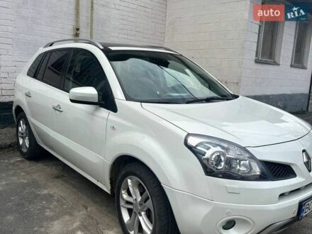 Белый Рено Колеос, объемом двигателя 2 л и пробегом 290 тыс. км за 9800 $, фото 1 на Automoto.ua