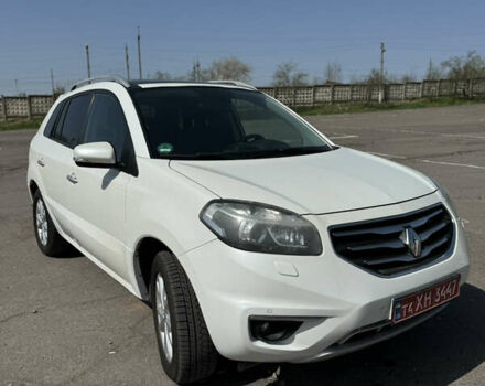 Белый Рено Колеос, объемом двигателя 2 л и пробегом 220 тыс. км за 11600 $, фото 1 на Automoto.ua